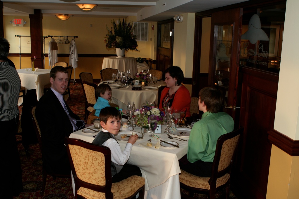 2010/04(April)/Lindsay Andrew Wedding/1024x768_2010-04-23-255 Lindsay-Andrew Wedding.jpg